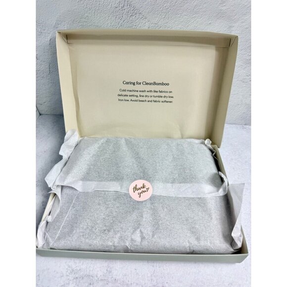 NWT‎ ETTITUDE Sateen Bamboo Jumpsuit Size L Pockets Zip In Back plunging V - Picture 5 of 8